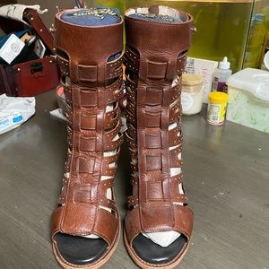 Freebird lotus boots